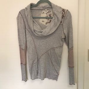 Unique Cowl Neck Long-sleeve Shirt